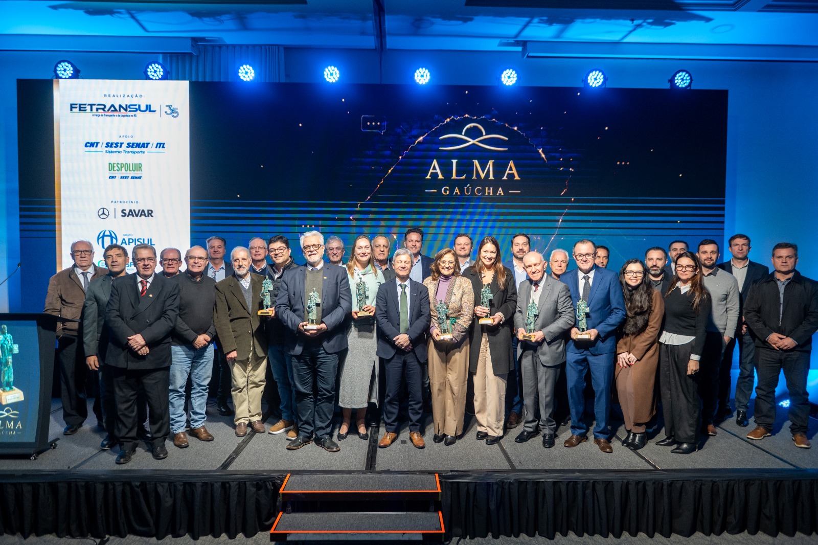 Fetransul reúne setor, candidatos ao Governo e lideranças gaúchas no Painel Diálogos e Troféu Alma Gaúcha